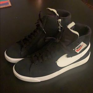 Nike Blazer Mid Rebel Zipper!